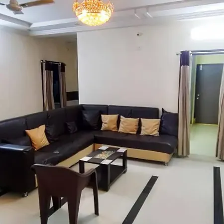 Servostay - 3 Bhk Fully Furnished Lavish Home With Parking In Kphb Near Forum Nexus Mall